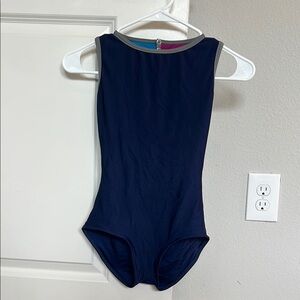 Yumiko Leotard - Larissa